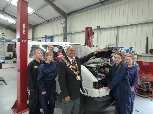 lord mayor visits mechanix